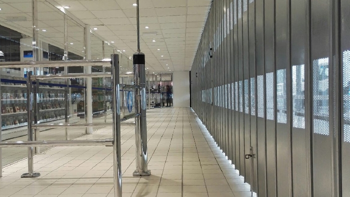 Uzávěr pro obchod s elektrospotřebiči a elektronickými součástkami