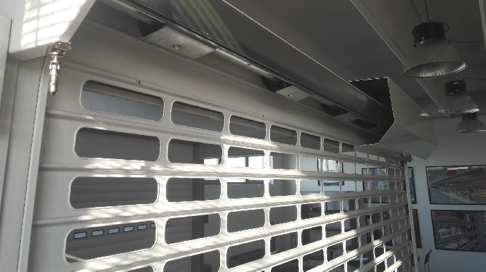 P100 Evolution, chiusura per negozio