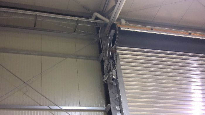 Chiusura per discarica rifiuti, Sicilia. 
Serranda avvolgibile cieca modello WINDoor&reg; certificata Classe 4.