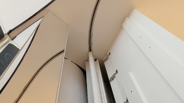 Closure for shop in commercial area, Milano